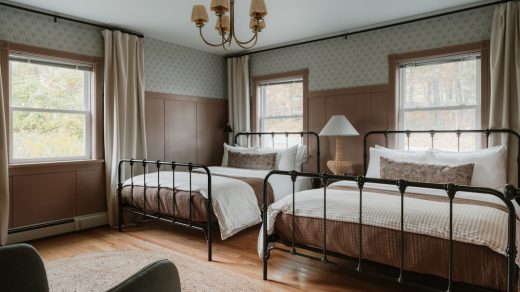 Photo metal floor lamp